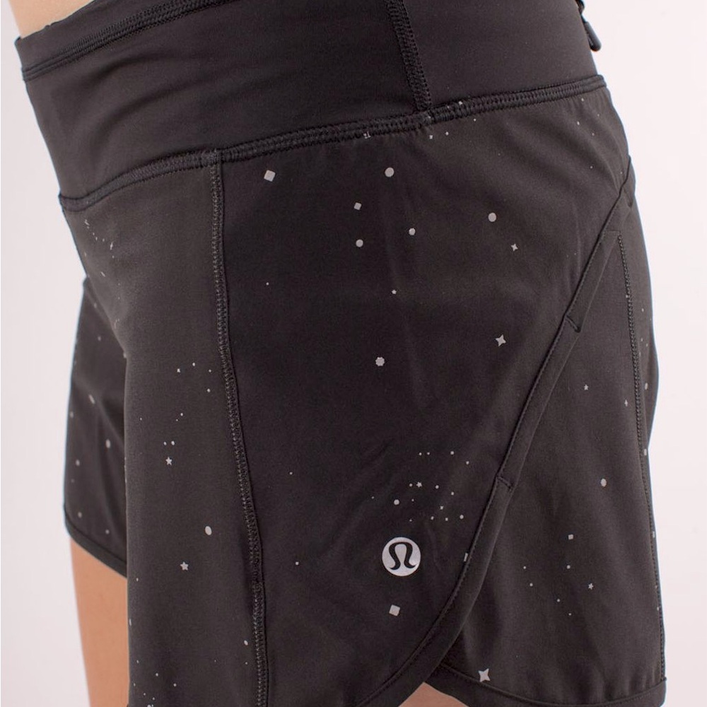 LULULEMON Turbo Run Shorts